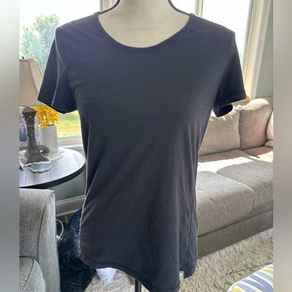The North Face Women’s Black Short Sleeve T-shirt Size Medium - Picture 1 of 5